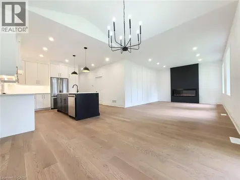 115 Chesley Street Hamilton ON L9C 3V9