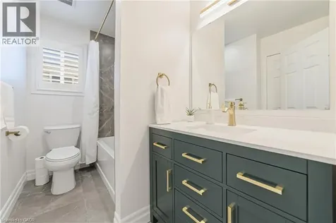 92 Benziger Lane Stoney Creek ON L8E 6G5
