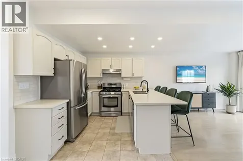 92 Benziger Lane Stoney Creek ON L8E 6G5