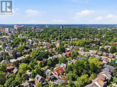 45 Pandora Avenue North Kitchener ON N2H 3C1