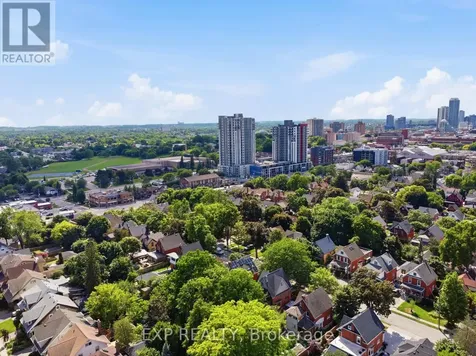45 Pandora Avenue North Kitchener ON N2H 3C1