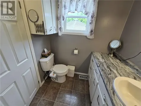 102 Laren Street Wahnapitae ON P0M 3C0
