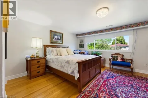 4078 Stephanie Street Burlington ON L7L 1X1
