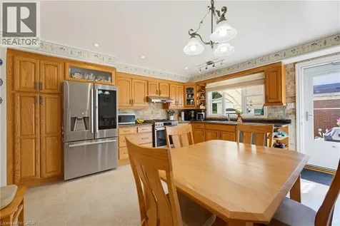 4078 Stephanie Street Burlington ON L7L 1X1