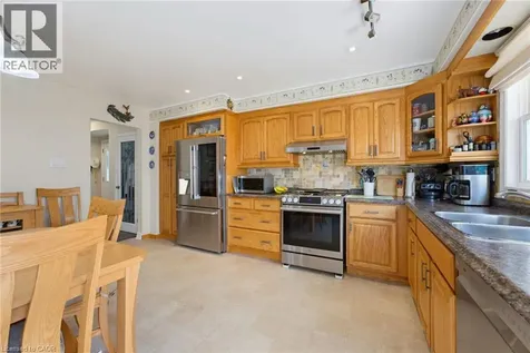 4078 Stephanie Street Burlington ON L7L 1X1