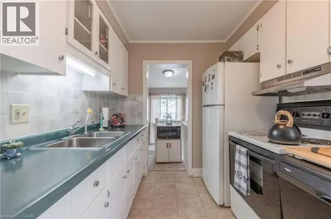 6176 Churchill Street Niagara Falls ON L2G 2X3