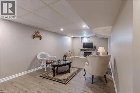 6176 Churchill Street Niagara Falls ON L2G 2X3