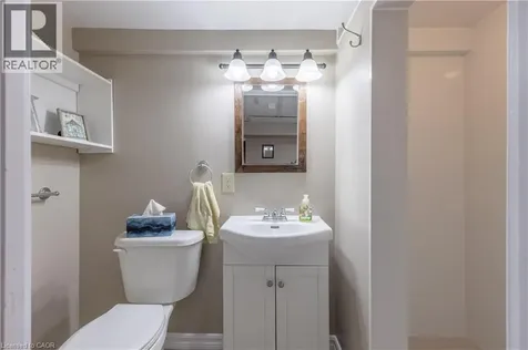 6176 Churchill Street Niagara Falls ON L2G 2X3