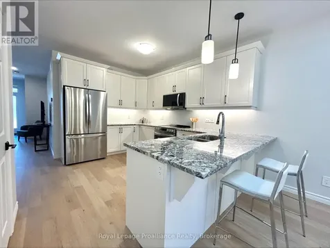 33 Athabaska Drive Belleville (thurlow Ward) ON K8N 0T1