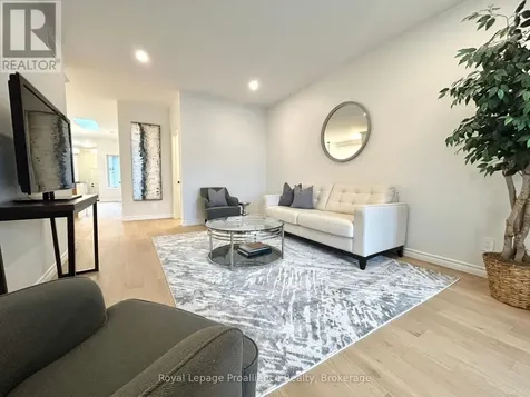 33 Athabaska Drive Belleville (thurlow Ward) ON K8N 0T1