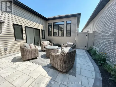 79 Athabaska Drive Belleville (thurlow Ward) ON K8N 0T1