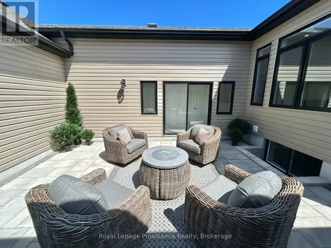 79 Athabaska Drive Belleville (thurlow Ward) ON K8N 0T1