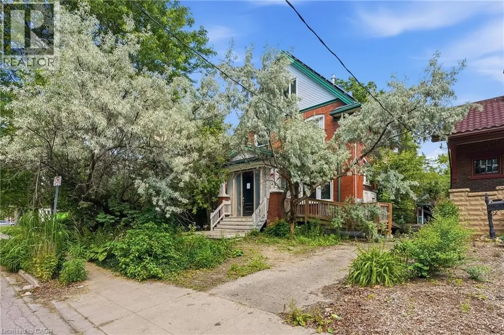 45 Pandora Avenue North Kitchener ON N2H 3C1