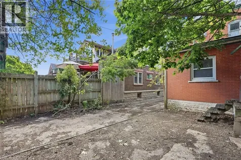45 Pandora Avenue North Kitchener ON N2H 3C1