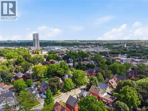 45 Pandora Avenue North Kitchener ON N2H 3C1