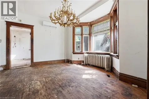 45 Pandora Avenue North Kitchener ON N2H 3C1