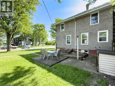 51 Plymouth Road Welland ON L3B 3C5
