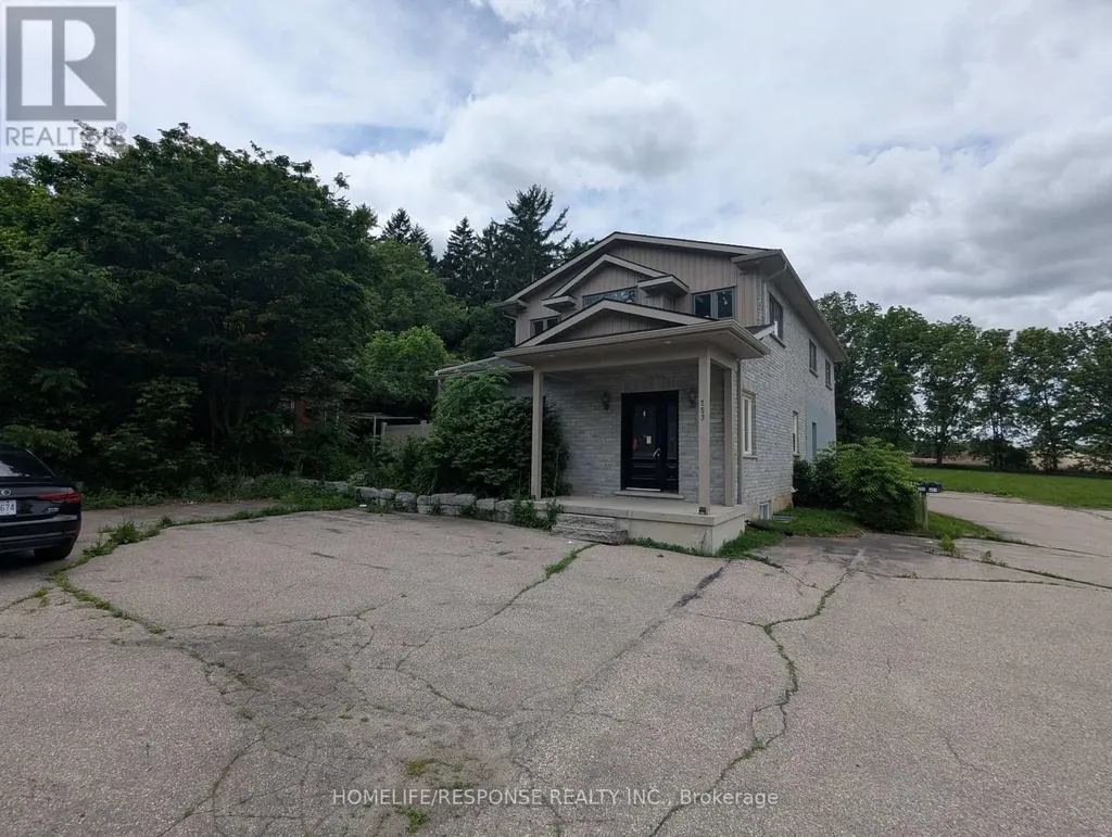 253 Mount Pleasant Street Brantford ON N3T 1V2