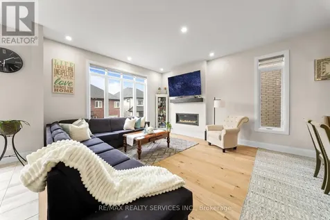 130 Pondcliffe Drive Kitchener ON N2R 0M4