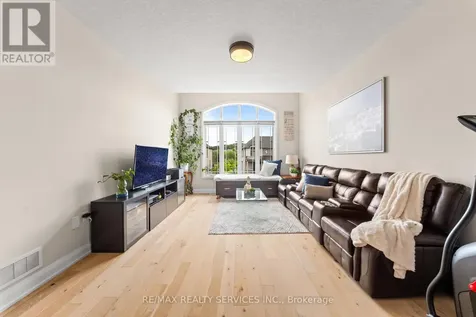 130 Pondcliffe Drive Kitchener ON N2R 0M4