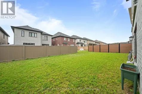 130 Pondcliffe Drive Kitchener ON N2R 0M4