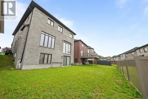130 Pondcliffe Drive Kitchener ON N2R 0M4