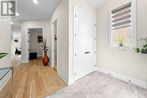 130 Pondcliffe Drive Kitchener ON N2R 0M4