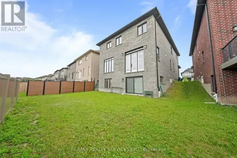 130 Pondcliffe Drive Kitchener ON N2R 0M4
