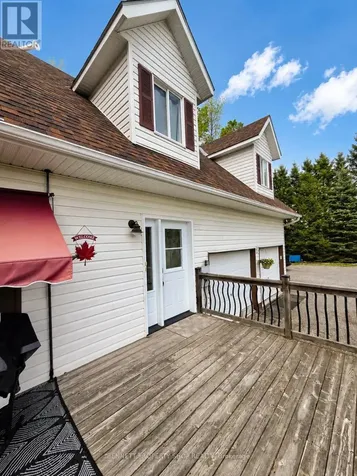 2290 Wolf Grove Road Lanark Highlands ON K0A 1A0