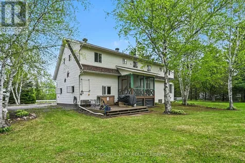 2290 Wolf Grove Road Lanark Highlands ON K0A 1A0