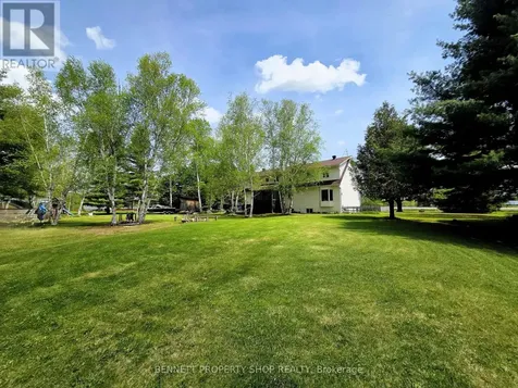 2290 Wolf Grove Road Lanark Highlands ON K0A 1A0
