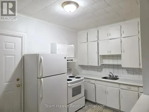 405 Dominion Avenue Midland ON L4R 1P1