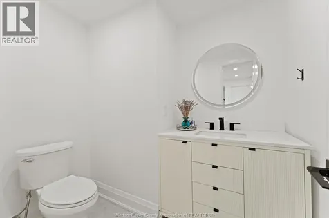 8190 Riverside Drive Windsor ON N8S 1E4