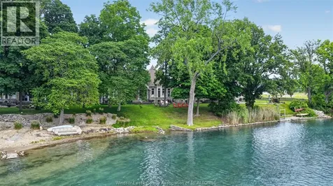 208 Crystal Bay Drive Amherstburg ON N9V 4A6