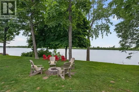 208 Crystal Bay Drive Amherstburg ON N9V 4A6