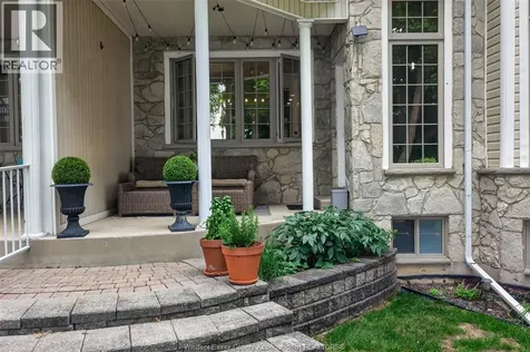 208 Crystal Bay Drive Amherstburg ON N9V 4A6