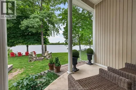 208 Crystal Bay Drive Amherstburg ON N9V 4A6