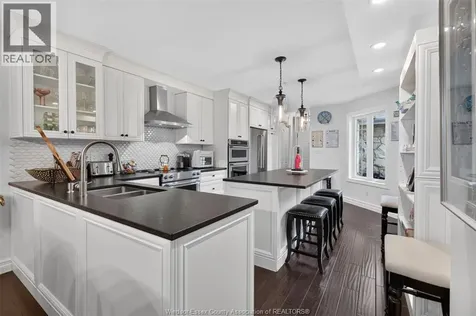 208 Crystal Bay Drive Amherstburg ON N9V 4A6