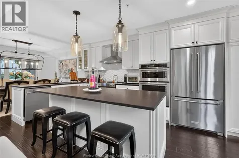 208 Crystal Bay Drive Amherstburg ON N9V 4A6