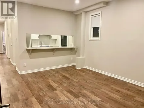 58 Parent Avenue Ottawa ON K1N 7A8