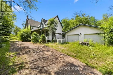 6889 Snake Island Road Ottawa ON K4P 1N2
