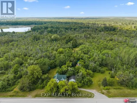 6889 Snake Island Road Ottawa ON K4P 1N2