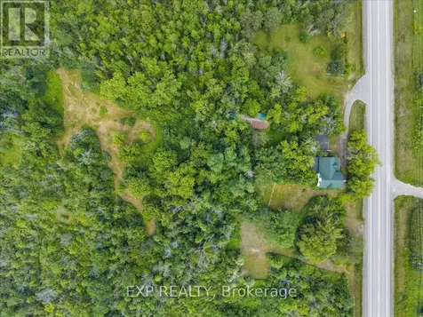 6889 Snake Island Road Ottawa ON K4P 1N2