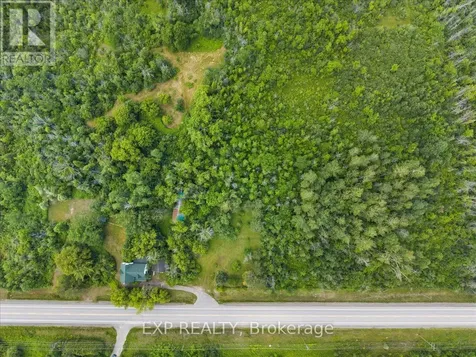 6889 Snake Island Road Ottawa ON K4P 1N2