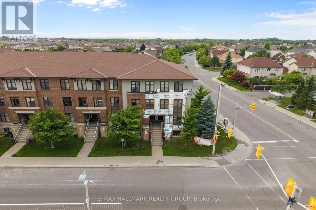 541 Chapman Mills Drive Ottawa ON K2J 5T2