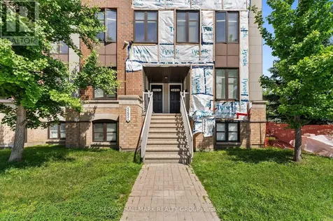 541 Chapman Mills Drive Ottawa ON K2J 5T2