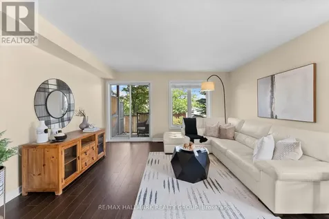 541 Chapman Mills Drive Ottawa ON K2J 5T2