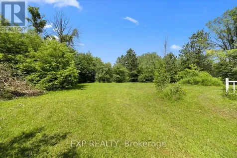 6889 Snake Island Road Ottawa ON K4P 1N2