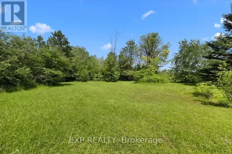 6889 Snake Island Road Ottawa ON K4P 1N2