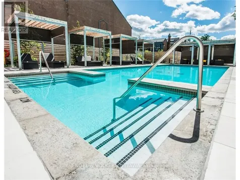 340 Mcleod Street Ottawa ON K2P 1A4